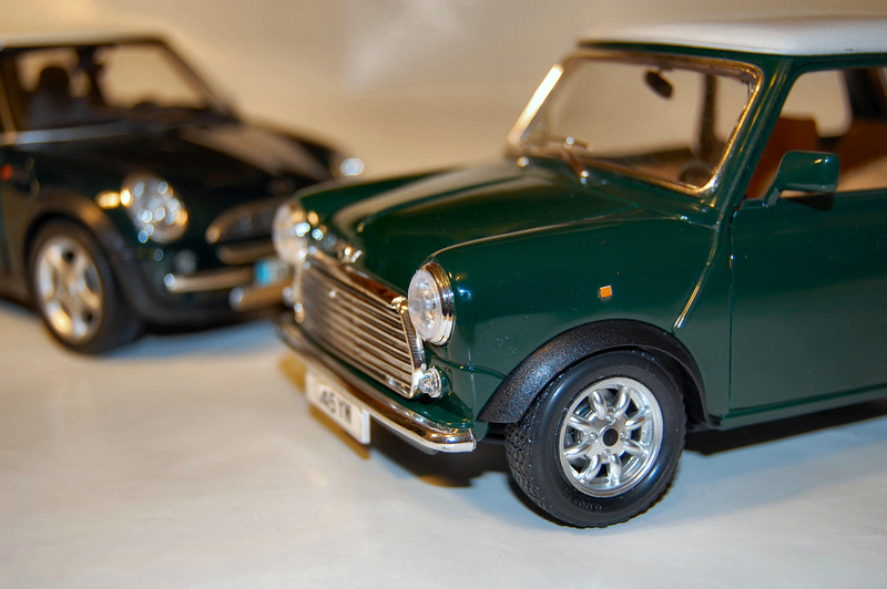 Illustration for article titled LaLD Car Week: Thursday on the Thames - Mini Coopers